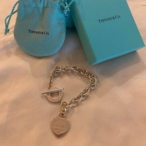 Tiffany’s original bracelet (never worn)